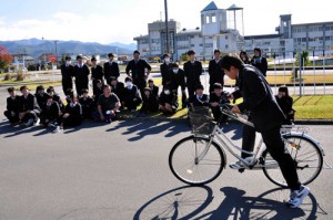 長野俊英高等学校交通安全教室レポート