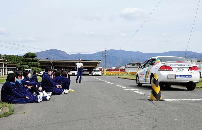 クルマの速度感、停止距離